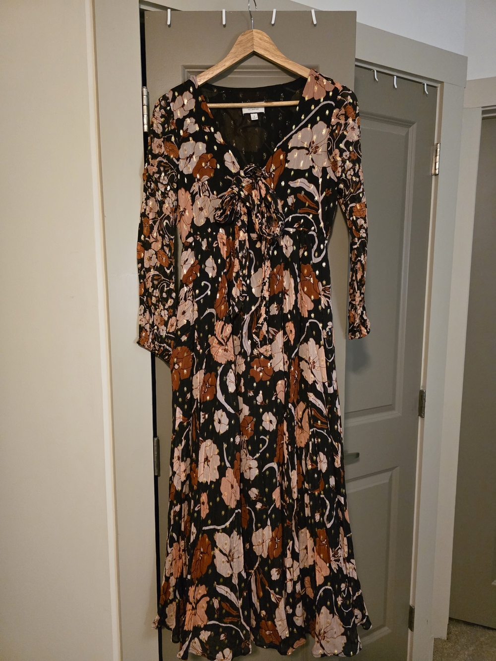 Floral Tie-Front Maxi Dress in Black and Blush